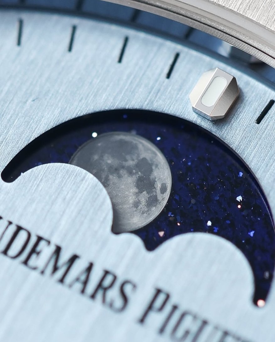 GlobalWatchClub's tweet image. Audemars Piguet Royal Oak Selfwinding Perpetual Calendar Ultra-Thin "Luminary" Ref. 26586BC.00.1240BC.99 

Limited to 25 pieces