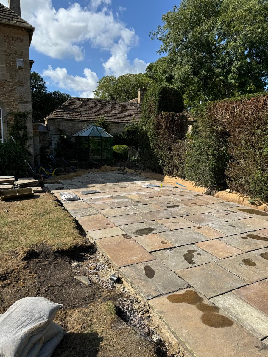 Arbour Landscape Solutions Ltd tweet media