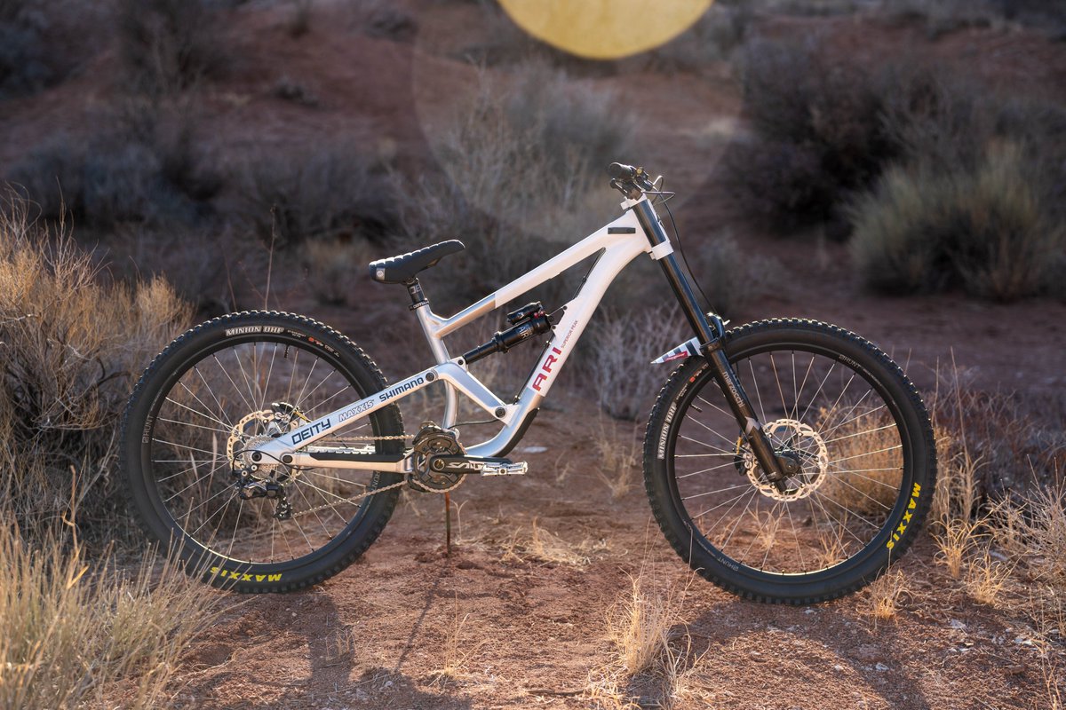 Ari Bikes tweet media