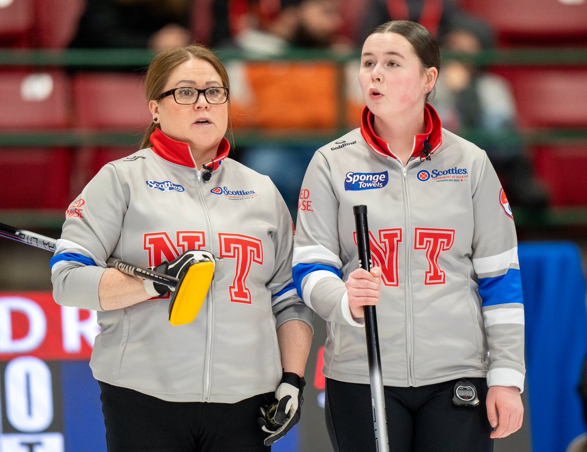 #STOH2025 SHOCKER

Playing in her last Scotties, Kerry Galusha, alongside 15-year-old daughter Sydney, defeat Manitoba's <a href="/EinarsonTeam/">TeamKEinarson</a>, ranked second in Canada, by a score of 9-6 in an extra end.