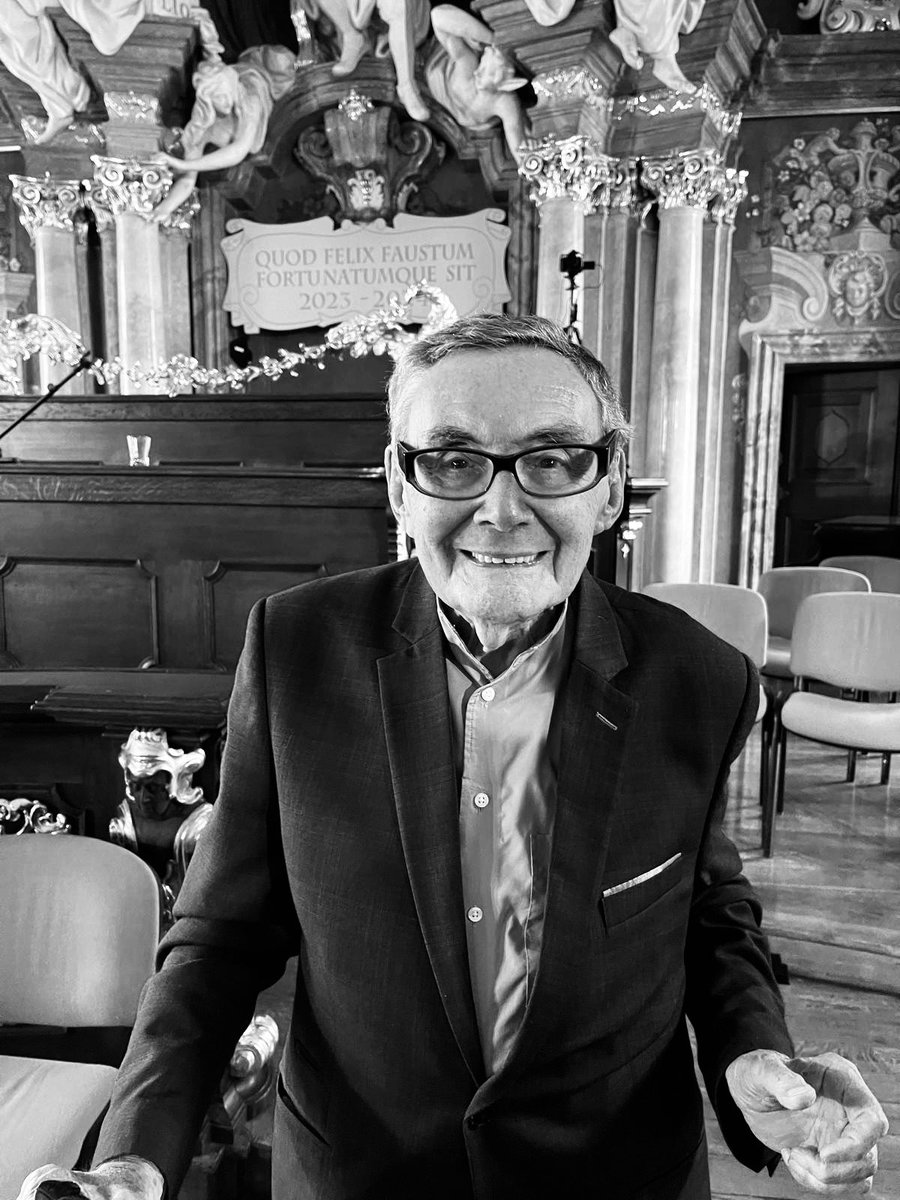 Bogdan Zdrojewski tweet media