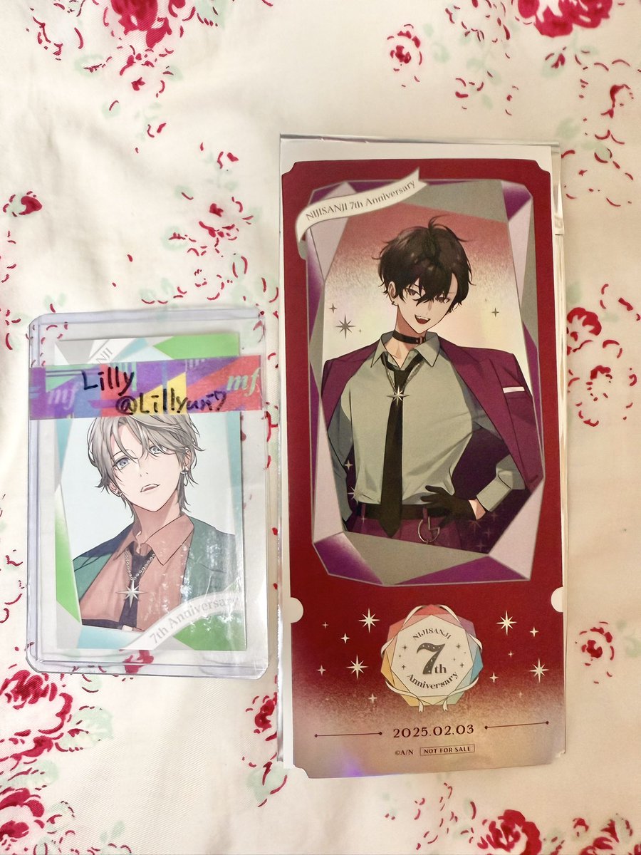 Lillyuri7's tweet photo. 【交換】にじさんじ 7th Anniversary 7周年 ランダムチェキ風カード チェキ Aグループ
チケット風カード OS特典 オンリーショップ特典

譲　画像1,2枚目
求　画像3枚目

郵送希望
Rカード提供いただける場合は、
2:1での交換可能です。
検索からもお気軽にお声がけください。 https://t.co/P3pfkfLX1e