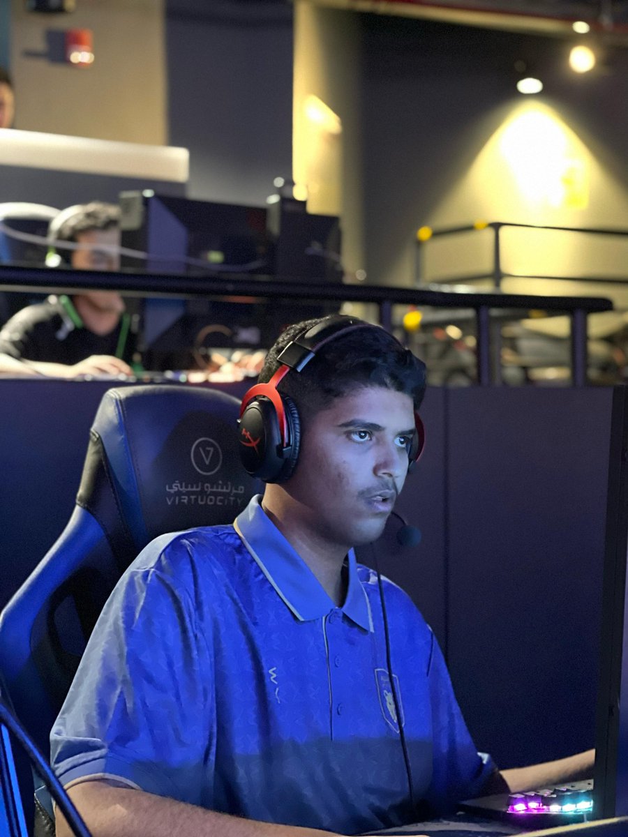 الوضع فُل تركيز وتعريق في ارينا فيرتوسيتي 🔥💢

تابعونا على البث المباشر الان! 

Twitch.tv/teammanagg