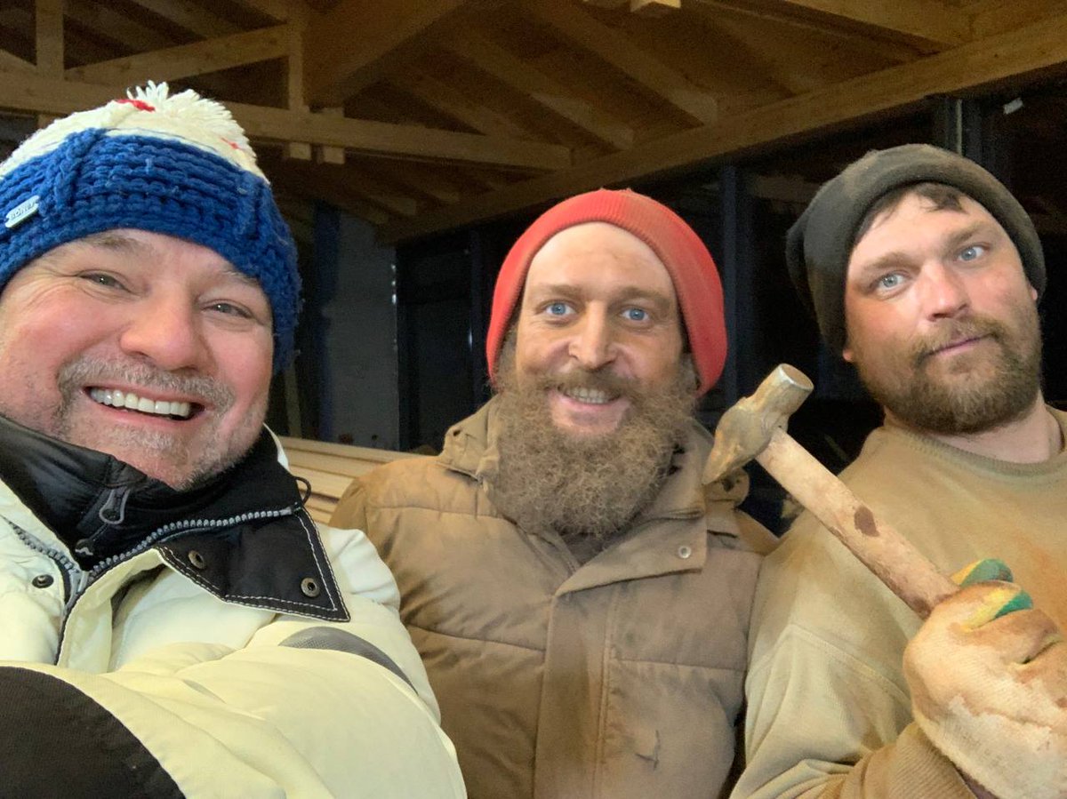 SRG_34's tweet photo. 56.213754, 37.588797
And here we are with composer Igor Skvortsov. We get along (God willing) with a spiritual furnace. Today we listened to and watched his video (before the premiere)for the song "Lullaby", which will be released soon. My insides haven't hardened yet! https://t.co/nn3J2WDdD9