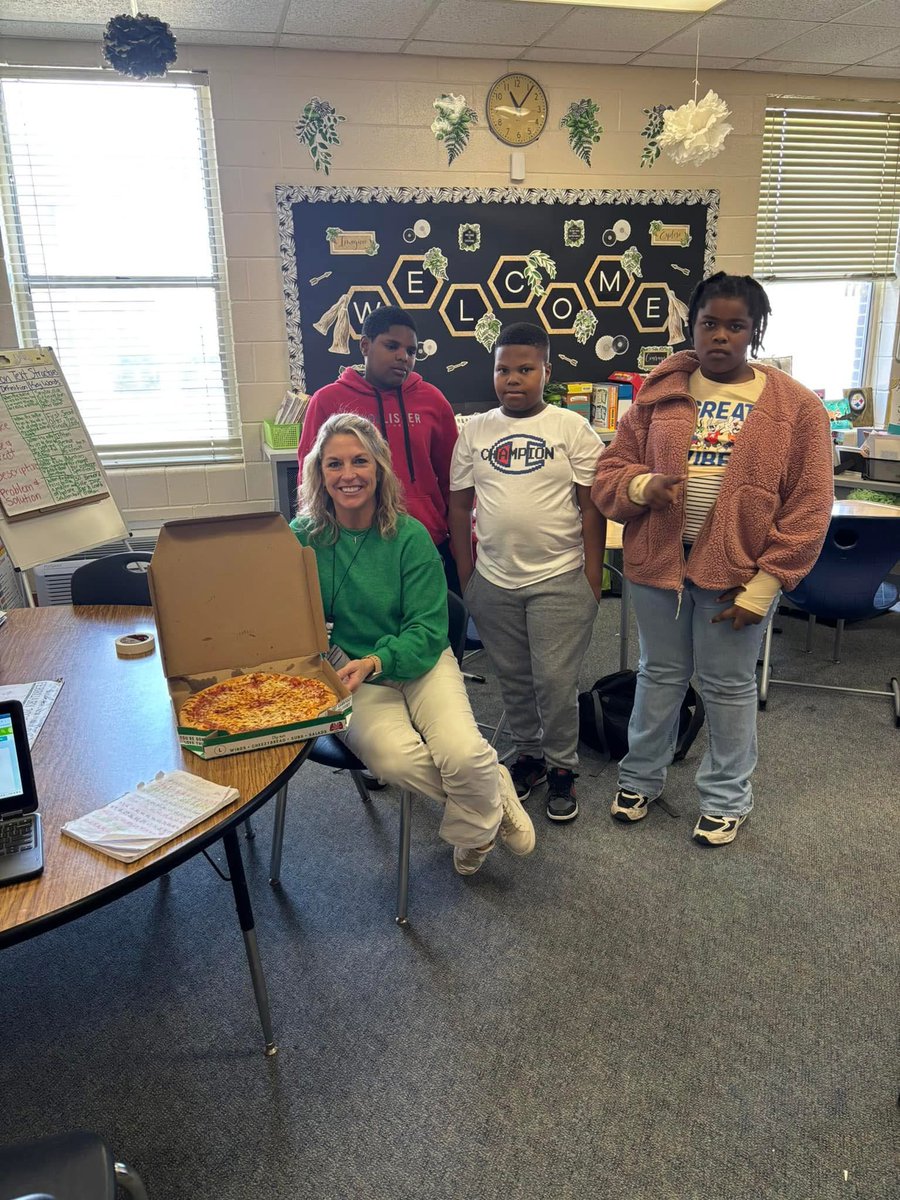 Thank you to Christina at Marco's for providing some of our students a super special treat today. 🍕 #allinforssd #allinthehive #allinyourface