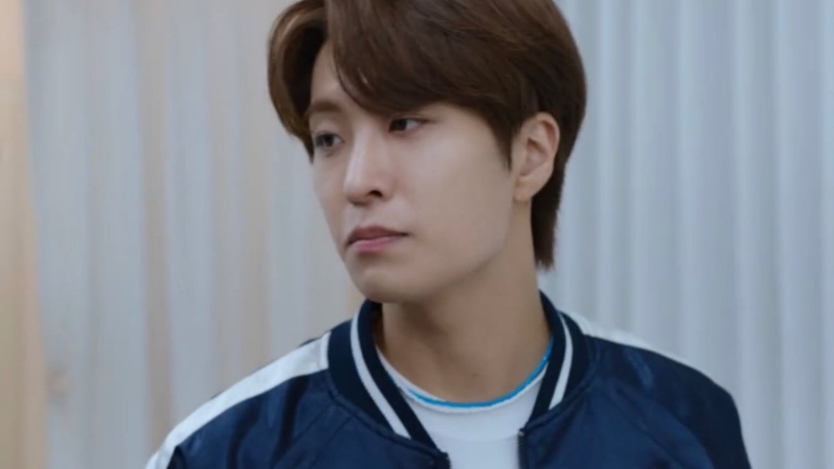 OneilyMusic's tweet photo. YOUNGJAE of GOT7 mesmerizes in the drama ‘Friendly Rivalry.’ https://t.co/4lASDGTQio