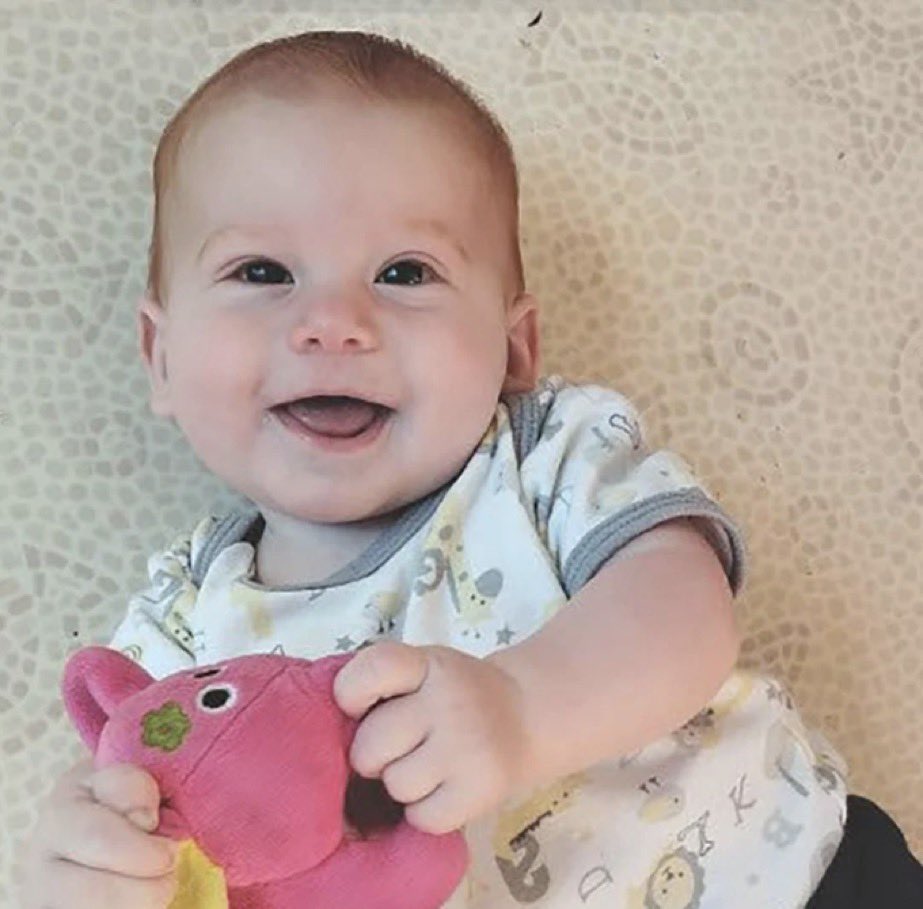 Message personnel à madame Ersilia Soudais,
"Vous n'aurez plus désormais besoin de décoller ma photo, je ne vous embêterais plus"
J'espère que votre enfant ou futur enfant, aura plus de chance que moi.
<a href="/ErsiliaSoudais/">Ersilia Soudais</a>