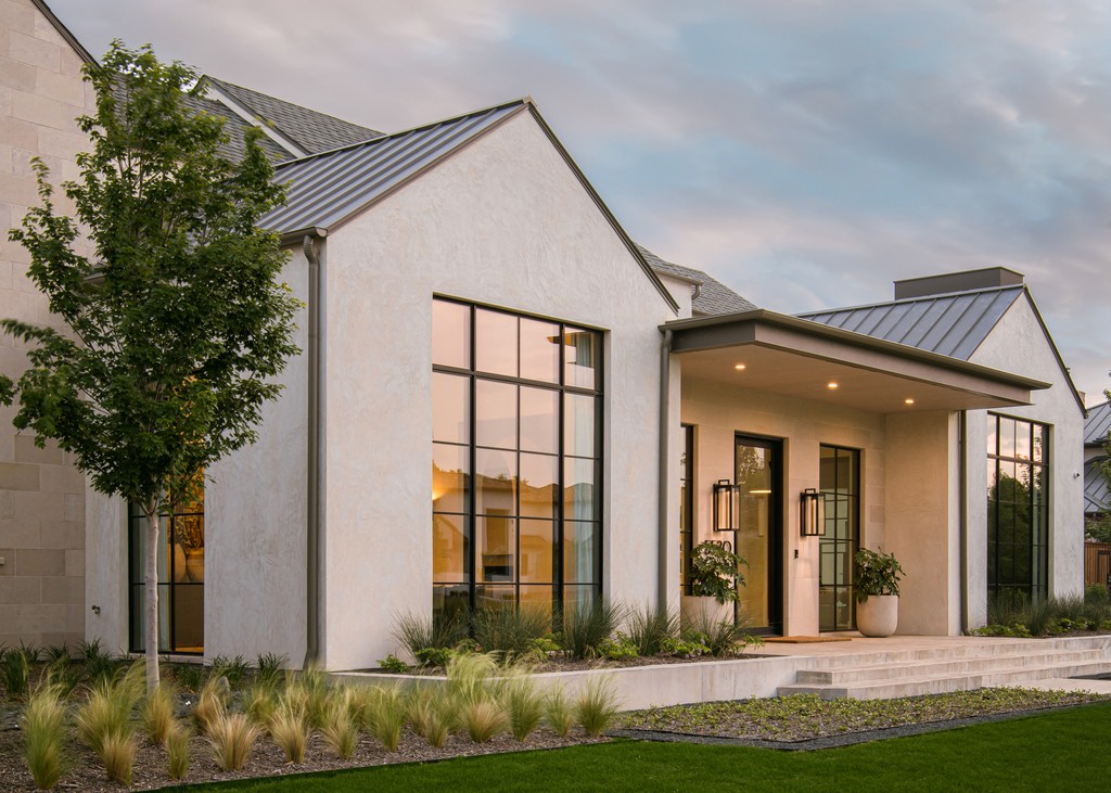 🏡 Building a new home? Our landscape designers work directly with your builder to ensure a seamless process. Read our latest blog to learn about the benefits of beginning landscape design during new home construction.

bonicklandscaping.com/new-constructi…