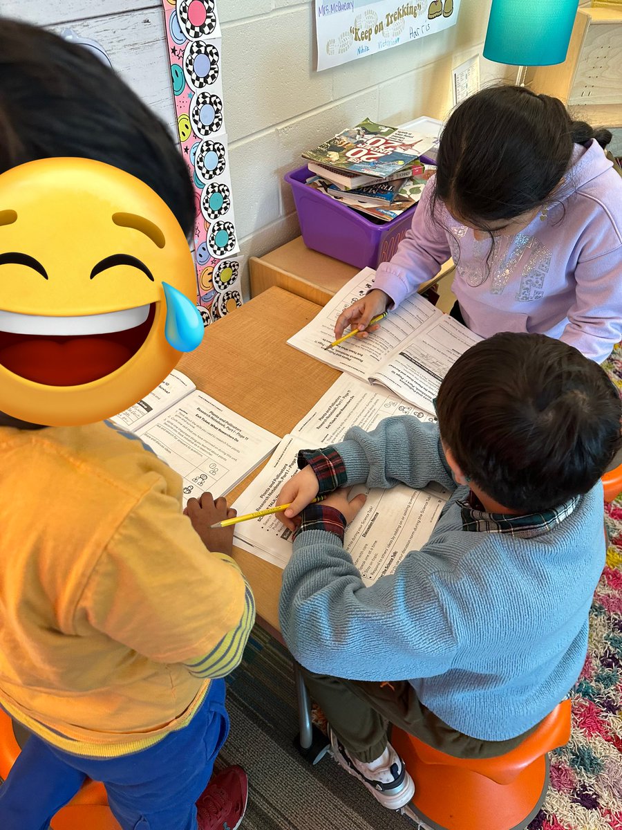 How do plants grow and survive? Enjoying our <a href="/ELeducation/">EL Education</a> Science Talk to round off our learning from this unit! 🌱 <a href="/WhiteOakElem/">White Oak Elementary</a>