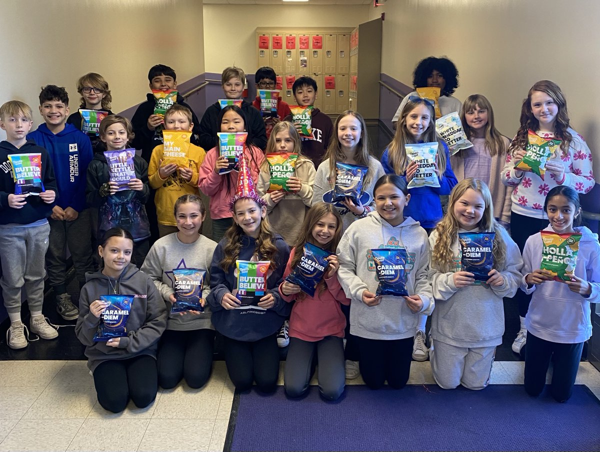 Miss Dryden (@onegoalin5th) on Twitter photo A heartfelt thank you to <a href="/DoADoubleGood/">Double Good</a> for your generous donation of popcorn ♥️🍿 Team Dryden is thrilled for this sweet surprise! Spreading the joy & sharing with colleagues too! #popcornfordays #spreadkindness #yummy A heartfelt thank you to <a href="/DoADoubleGood/">Double Good</a> for your generous donation of popcorn ♥️🍿 Team Dryden is thrilled for this sweet surprise! Spreading the joy & sharing with colleagues too! #popcornfordays #spreadkindness #yummy