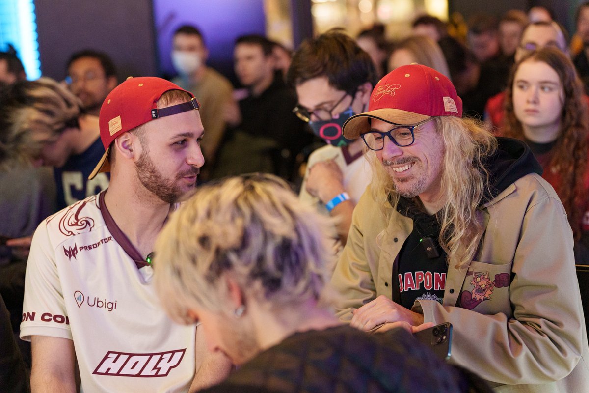 Pour notre arrivée en #LFL, nous étions heureux de vous retrouver à <a href="/espotparis/">ESpot</a> ! 
Retour en images sur notre viewing party avant le début des playoffs demain❤️ #IJCWIN

📸 <a href="/LenMotion/">Antony Gomes - Photographe</a>