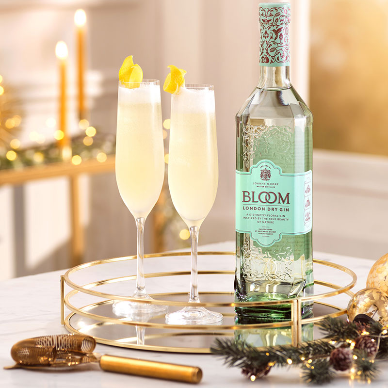 RealBarBook's tweet image. 🌸🍸 BLOOM Gin is now on The Bar Book! A smooth, floral gin crafted by Master Distiller Joanne Moore, infused with chamomile, honeysuckle &amp;amp; pomelo.

📸 Share your BLOOM cocktails, rate them &amp;amp; explore new favorites! 📲 thebarbook.app 🍹✨

#BLOOMGin #TheBarBook #FloralGin