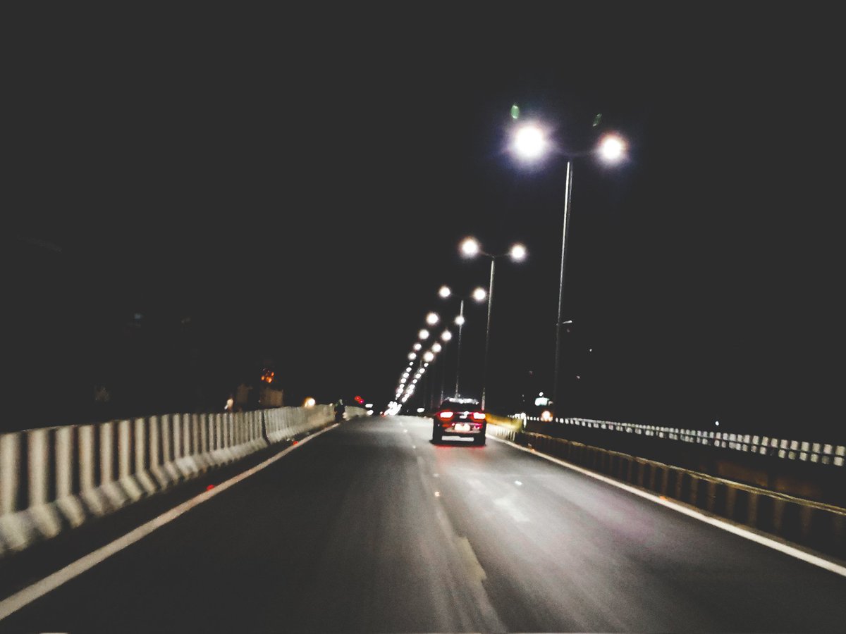 JainendraNahata's tweet image. Never back down. Keep going 🚘 😀
#MyPhotography
#ShotOnSnapdragon
#EditedInLightroom