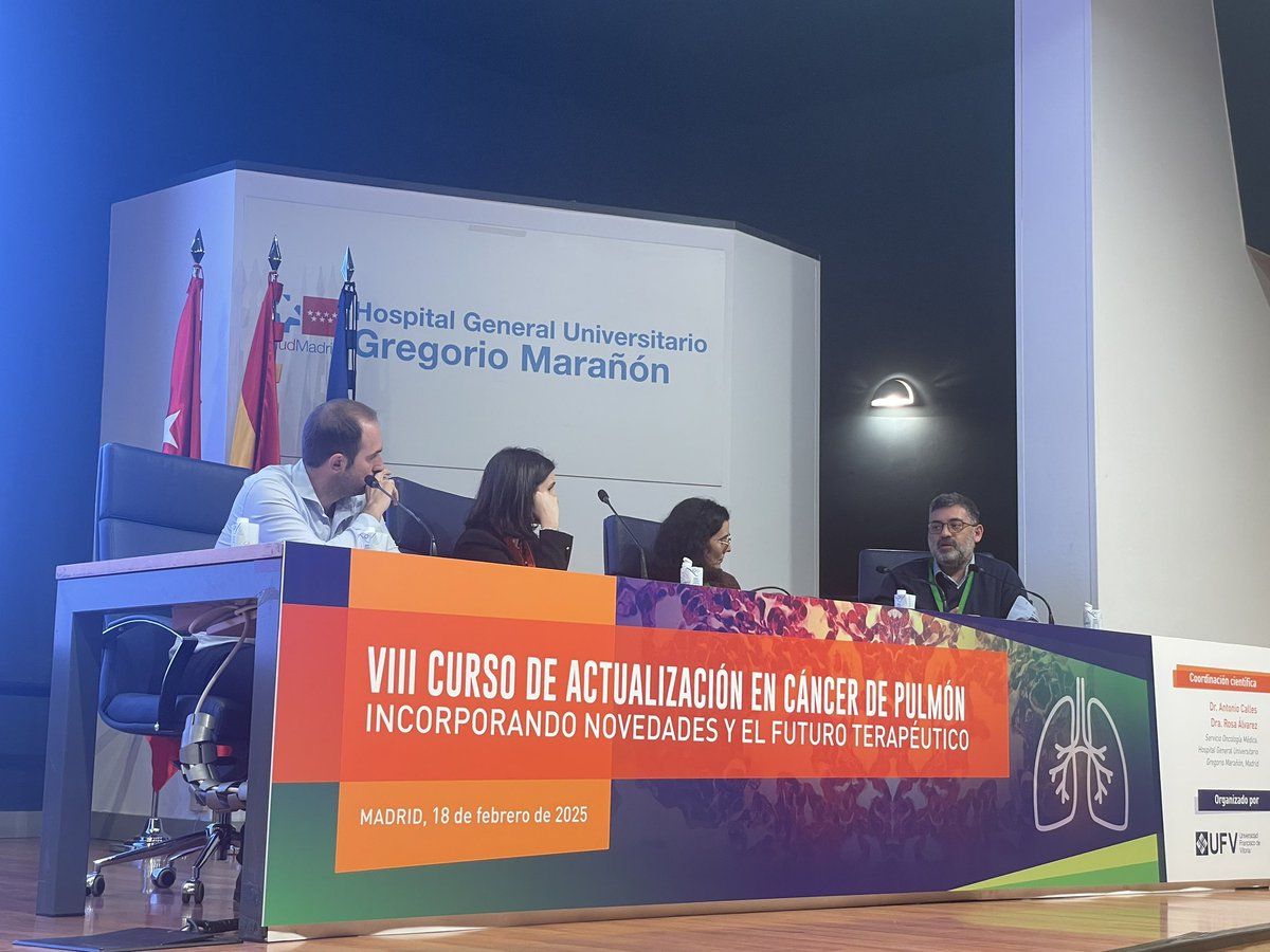 Dr. Antonio Calles 🫁🚭 (@tony_calles) on Twitter photo Tiempo de discusión en novedades en pacientes metastasicos con mutaciones driver.
Dra. Berta Hernández, <a href="/DrViteri/">Santiago Viteri</a>, <a href="/olmedo_maru/">Maru olmedo</a>, Dr. Oliver Higuera
VIII Curso de Actualización en Cáncer de Pulmón.🏥 HGUGM #lcsm #JornadaPulmon Tiempo de discusión en novedades en pacientes metastasicos con mutaciones driver.
Dra. Berta Hernández, <a href="/DrViteri/">Santiago Viteri</a>, <a href="/olmedo_maru/">Maru olmedo</a>, Dr. Oliver Higuera
VIII Curso de Actualización en Cáncer de Pulmón.🏥 HGUGM #lcsm #JornadaPulmon