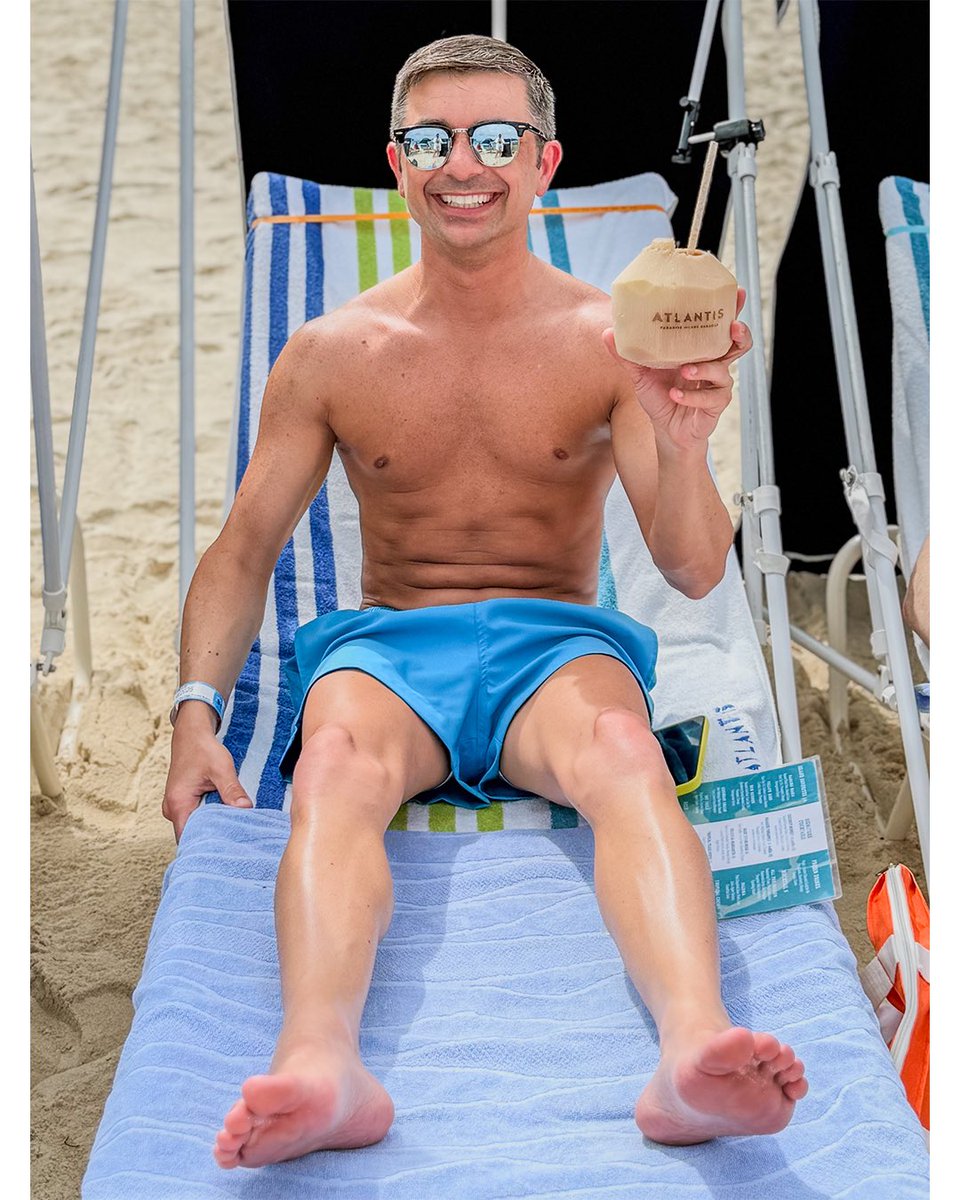 Sun-kissed bliss at The Edge Beach Reserve! This exclusive slice of <a href="/atlantisbahamas/">AtlantisBahamas</a> is pure magic. #atlantisbahamas #atlantisparadiseisland #paradiseperfected #SymphonyoftheSeas #RoyalCaribbean #RoyalCaribbeanCruise #CruiseLife #RCCruise #Cruise #RoyalCarribean #CruiseVacation