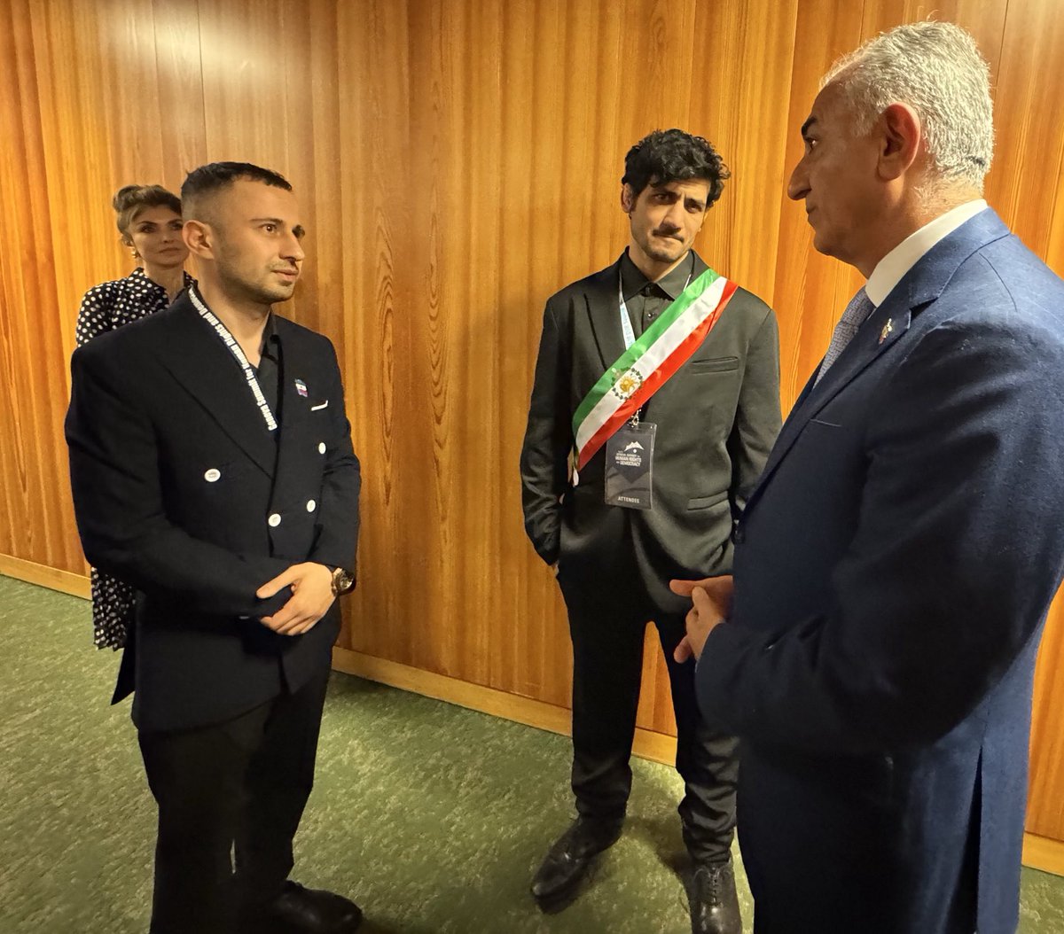Prince Reza Pahlavi and a group of victims of the Islamic Republic held a press roundtable with European media outlets at the #GenevaSummit2025.