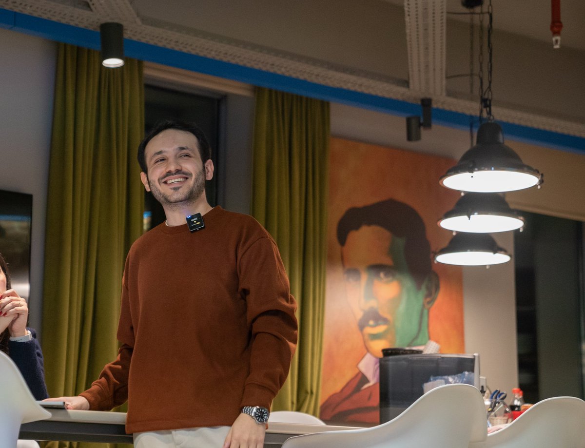 teknasyon's tweet photo. Appy Hour etkinliğimizde Teknasyon Android Developer Mert Kesgin "Jetpack Compose Gestures" konulu sunumunu gerçekleştirdi. Oturum kaydını izlemek için takipte kalın!
#TeknasyonTech #AppyHour https://t.co/AmJoskgTFj