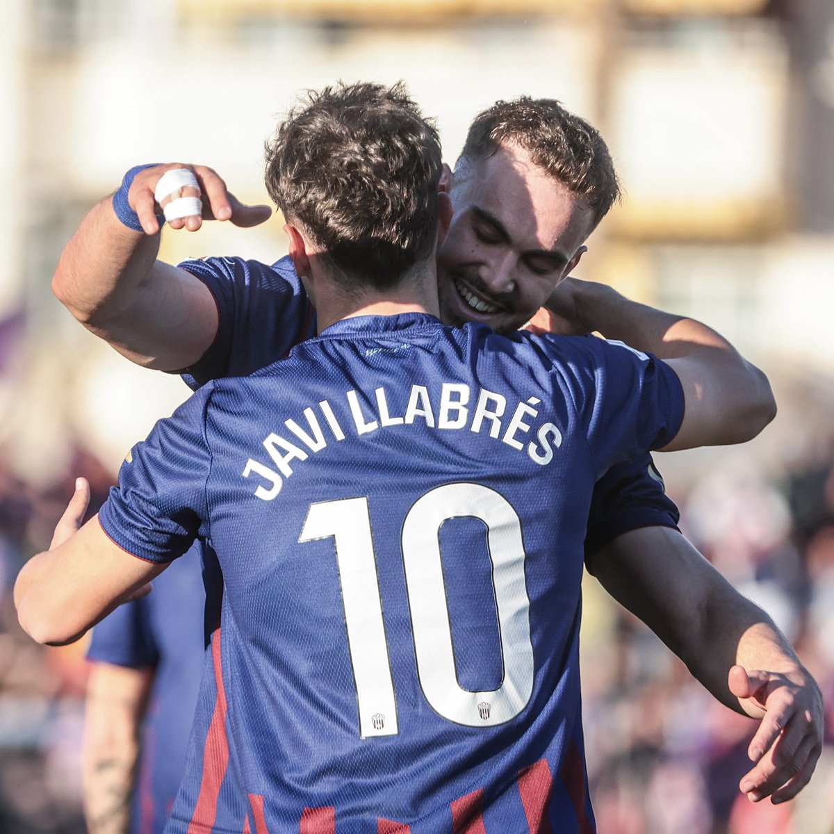 CD Eldense tweet media