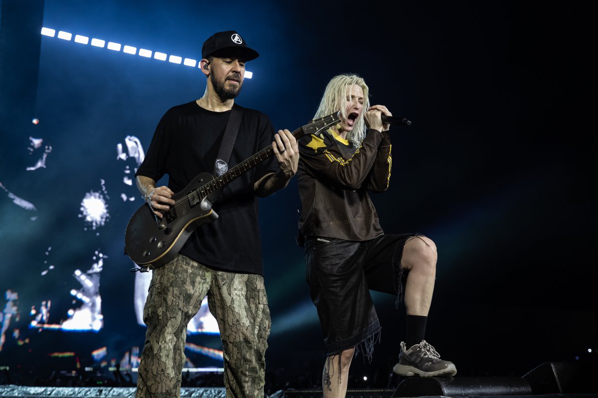 LINKIN PARK tweet media