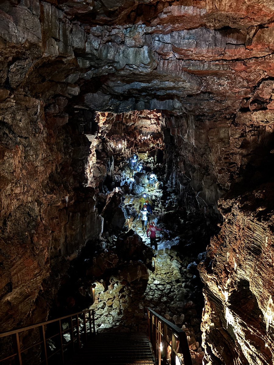 Hele’s Iceland tweet media