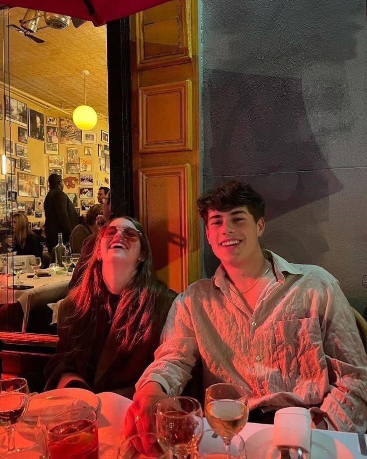 Parabéns Jasmin!! Que venha muitos anos com muitos bolos pela frente 👏🏻☺️