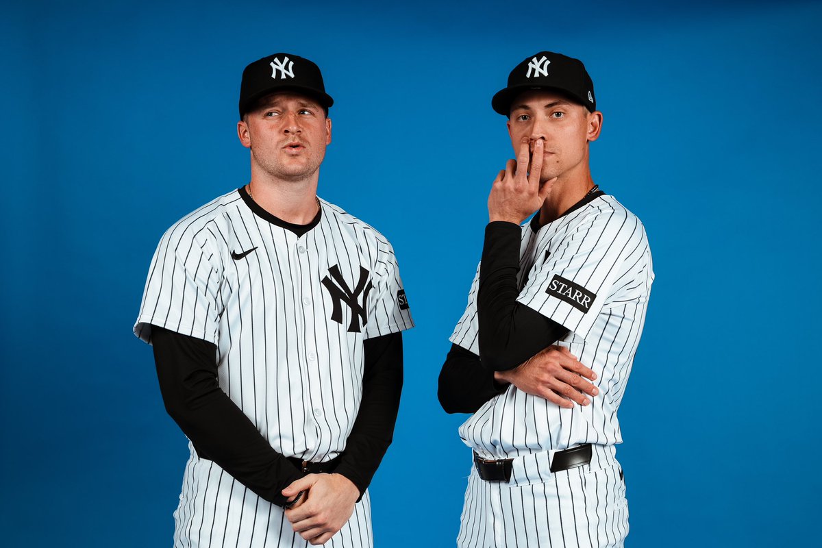 Yankees's tweet photo. Personality Pics 😂 https://t.co/okXz4hSIEl