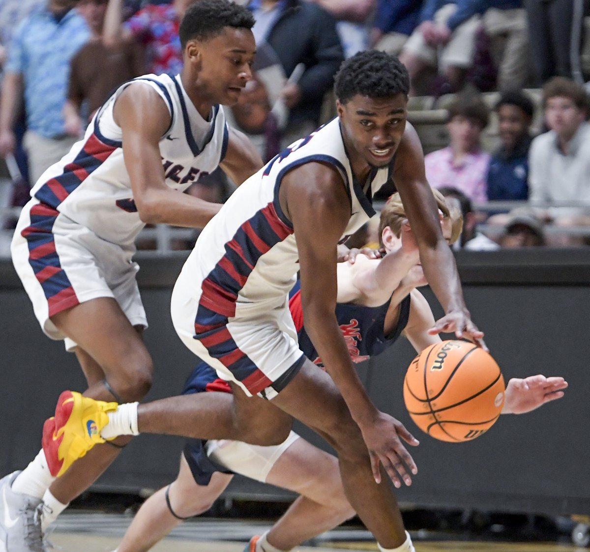 mickeywelsh's tweet photo. Montgomery Academy boys beat Lee-Scott Academy for AHSAA Class 3A Central Regional Championship
@MGMAdvertiser @mgmsports 

Photo gallery here: 
https://t.co/9Etorzfgwp https://t.co/qB87zsFpeD