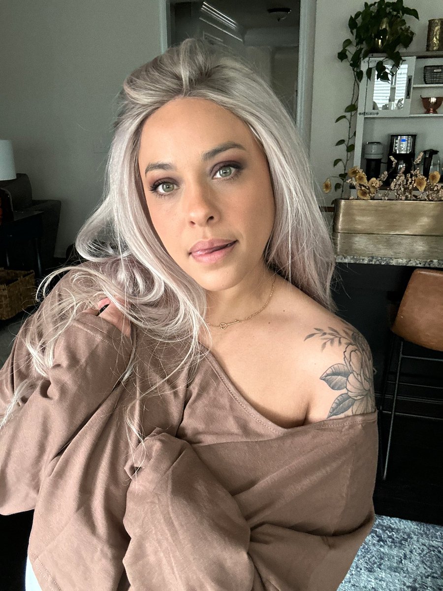 Makenna tweet media