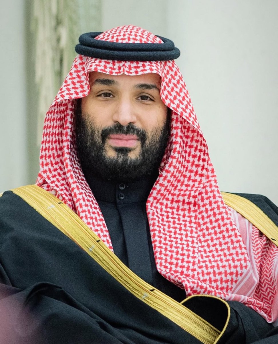 a_aalmobarak's tweet photo. #السعودية 🇸🇦
قيادتها عظيمة 💚
دستورها شرع الله 🤲🏻
اقتصادها يحرك دول 🌍
أمنها واستقرارها يغيظ الأعداء والحاقدين 👏🏻
الدول العظمى فقط هي من تجعل الآخرين بيادق شطرنج ♟️
#محمد_بن_سلمان اللهم زده عزاً و نصراً و تمكين
#السعودية_عاصمة_القرار_العالمي https://t.co/OGSbnluk6a