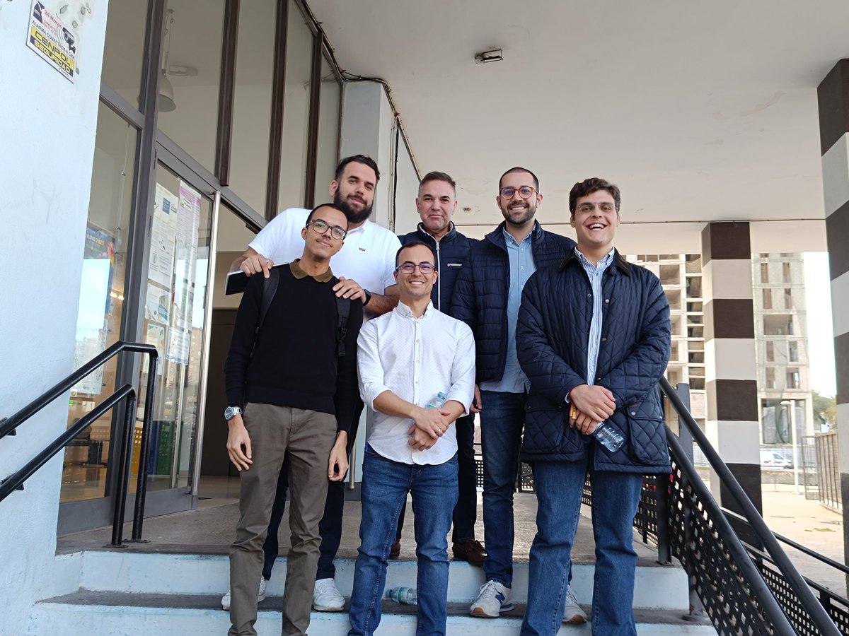 ppciudadalta's tweet photo. 🏛️ Junta extraordinaria para la aprobación de los presupuestos municipales en Ciudad Alta.

🤬 El PSOE sigue en su empeño de abandonar este distrito y negar la realidad  que afecta cada día a más personas. 

💪🏻¡Seguimos trabajando! https://t.co/283JQt8xNU