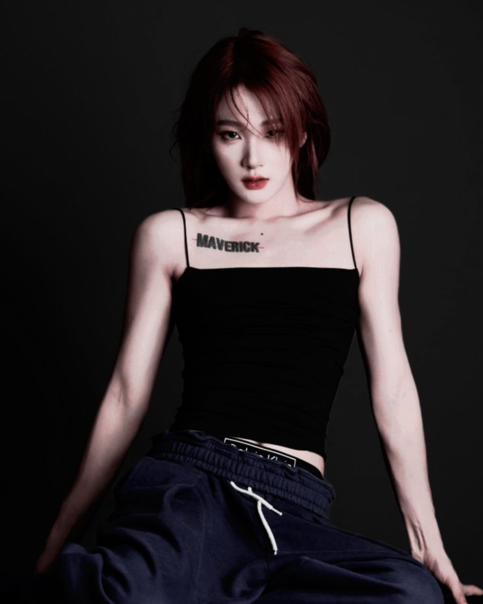 ㅤ

ᅠ     Lipstick ,  chemtrails ,  red  flags ,  pink
ᅠnails  .  With  one  eye  on  the  door ,  other
ᅠeye  on  a  rail  .  Other  eye  following  a  
ᅠscarlet  trail ,  and  the  last  few  drops
ᅠfrom  the  Holy  Grail  .ᅠᅠ𖤐

ㅤ