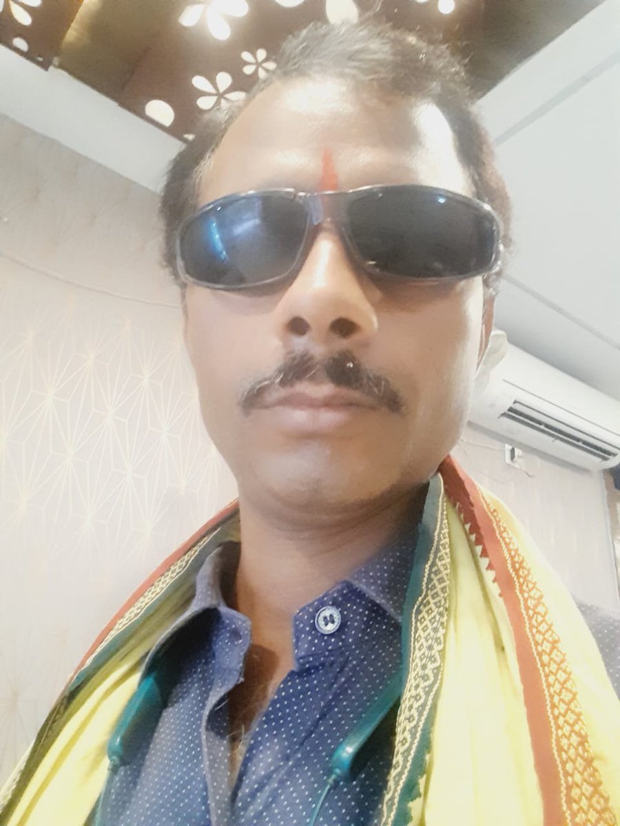 कीमत वक्त की है वस्तु की नहीं,
 क्योंकि...
 अखबार सुबह ₹5में मिलता है, शाम को वही ₹10 किलो बिकता,, है..।।🤗🥰