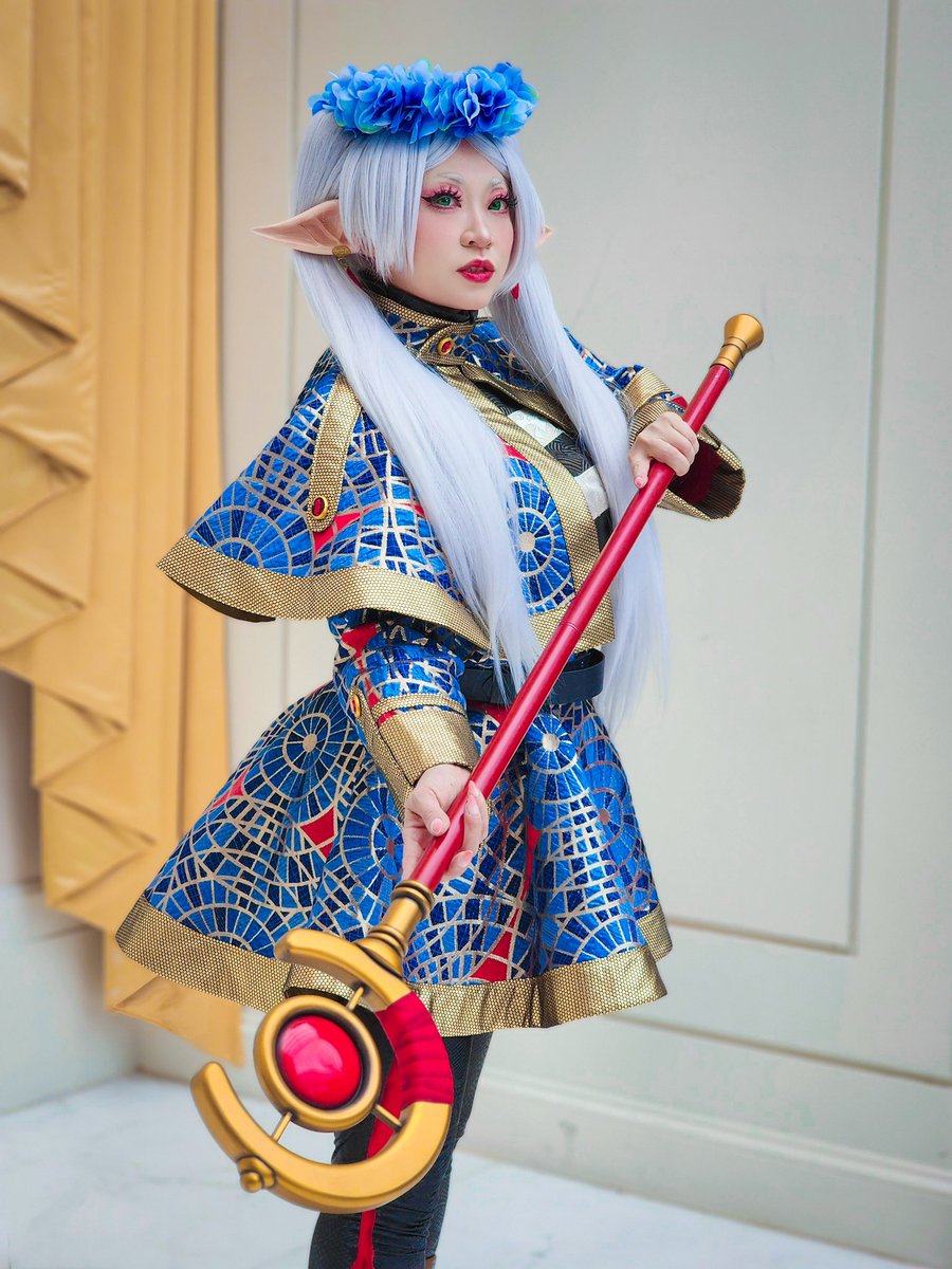 Lovely moments in costume at <a href="/Katsucon/">Katsucon</a>! With <a href="/StarsCassiopeia/">StarsOfCassiopeia @ PAX East & Anime Boston!</a> and <a href="/Sarcasmhime/">Sarcasm-hime</a>! Frieren, Edea and Sheryl Nome costumes made by me! Edea headpiece was 3D modeled by <a href="/dangerousladies/">The Dangerous Ladies</a> ❤️! Sheryl hardware 3D modeled by <a href="/MimicryCosplay/">MimicryCosplay - Ethan</a>! Frieren staff was made by GvenShopUSA (Etsy)