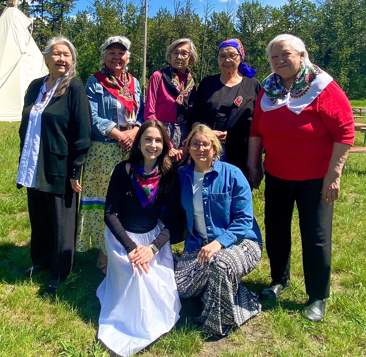 Five Indigenous grandmothers in Alberta are working with Stephanie Montesanti, School of Public Health associate professor, to share traditional teachings and cultural practices with their communities.  

Read about this important initiative in School of Public Health News: