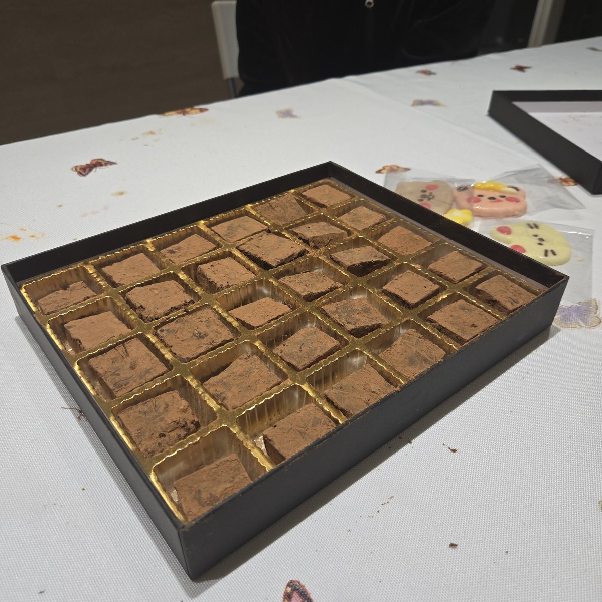 그록3 코딩에 써보신분 계신가요
o3 mini high 보다 쌈뽕하게 잘하나요???

사진은 발렌타인때받은 수제초콜릿