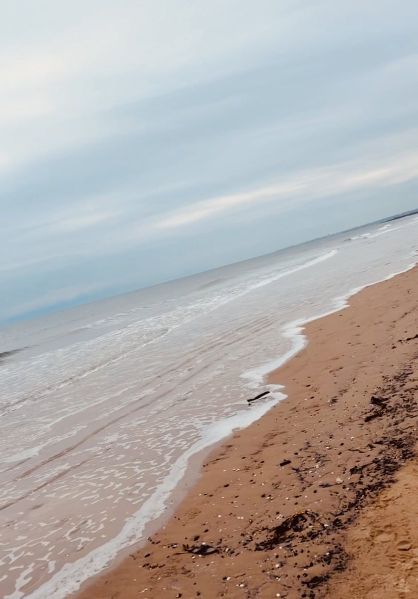 A Staff Wellbeing walk along Irvine beach this afternoon 🌊 
Nothing beats fresh air and a yap 🙌🏻