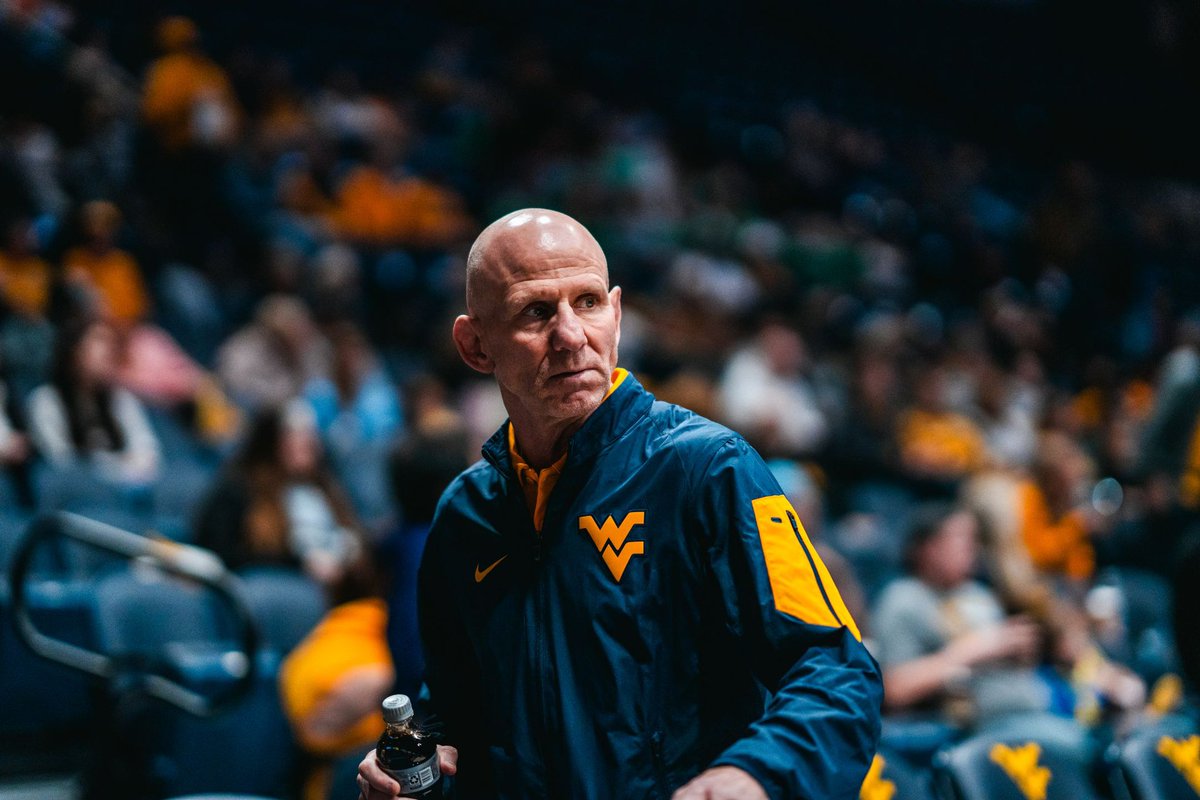 Join us tonight as coach Flynn appears on the WVU Olympic Sports Coaches Show!

#HailWV