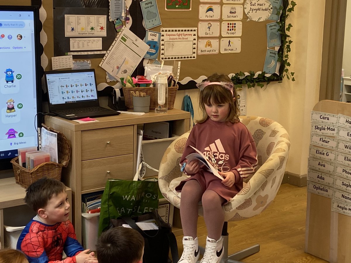 Reception tweet media