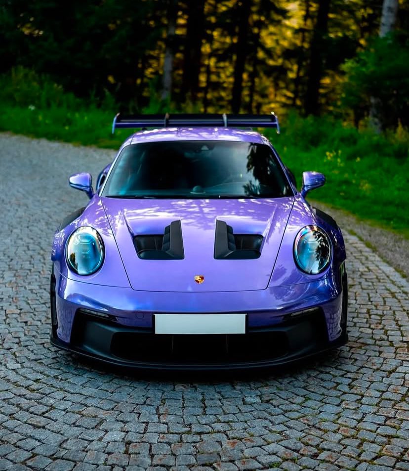 Jordan92338366's tweet image. 992 GT3RS in PTS Viola Purple Metallic 💜