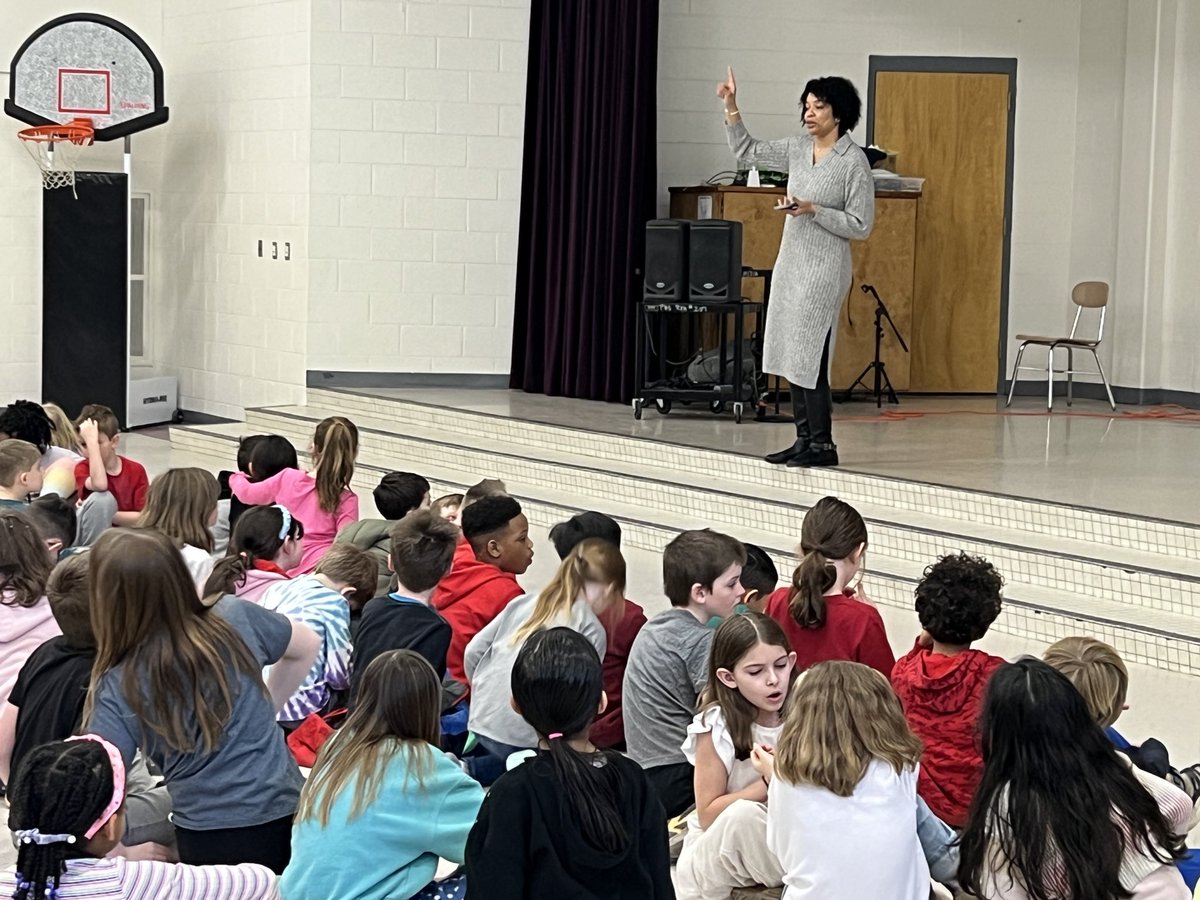 DrKCBerggren's tweet image. The 2nd-5th grade Mariners @PHE_Mariners had an interactive blast meeting author Amber Ivey this afternoon! ⚓️ Thank you @phe_library for organizing the assembly! ⚓️🦾🤖 #ccslibrarymedia #ccsdigitallearning #ccsyoungauthors @ChathamCoSch