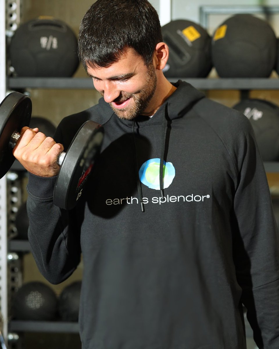 Konchar (@konchjitty55) on Twitter photo #Ad Gym time. Recovery time. Hydration matters every step of the way. <a href="/Earths_Splendor/">Earth's Splendor</a>’s new Hydration Powders keep me fueled with essential electrolytes and just what my body needs to keep moving.
Check out my favorites: earthssplendor.com/partners/john-…
#HydrateLikeAPro #EarthsSplendor #Ad Gym time. Recovery time. Hydration matters every step of the way. <a href="/Earths_Splendor/">Earth's Splendor</a>’s new Hydration Powders keep me fueled with essential electrolytes and just what my body needs to keep moving.
Check out my favorites: earthssplendor.com/partners/john-…
#HydrateLikeAPro #EarthsSplendor