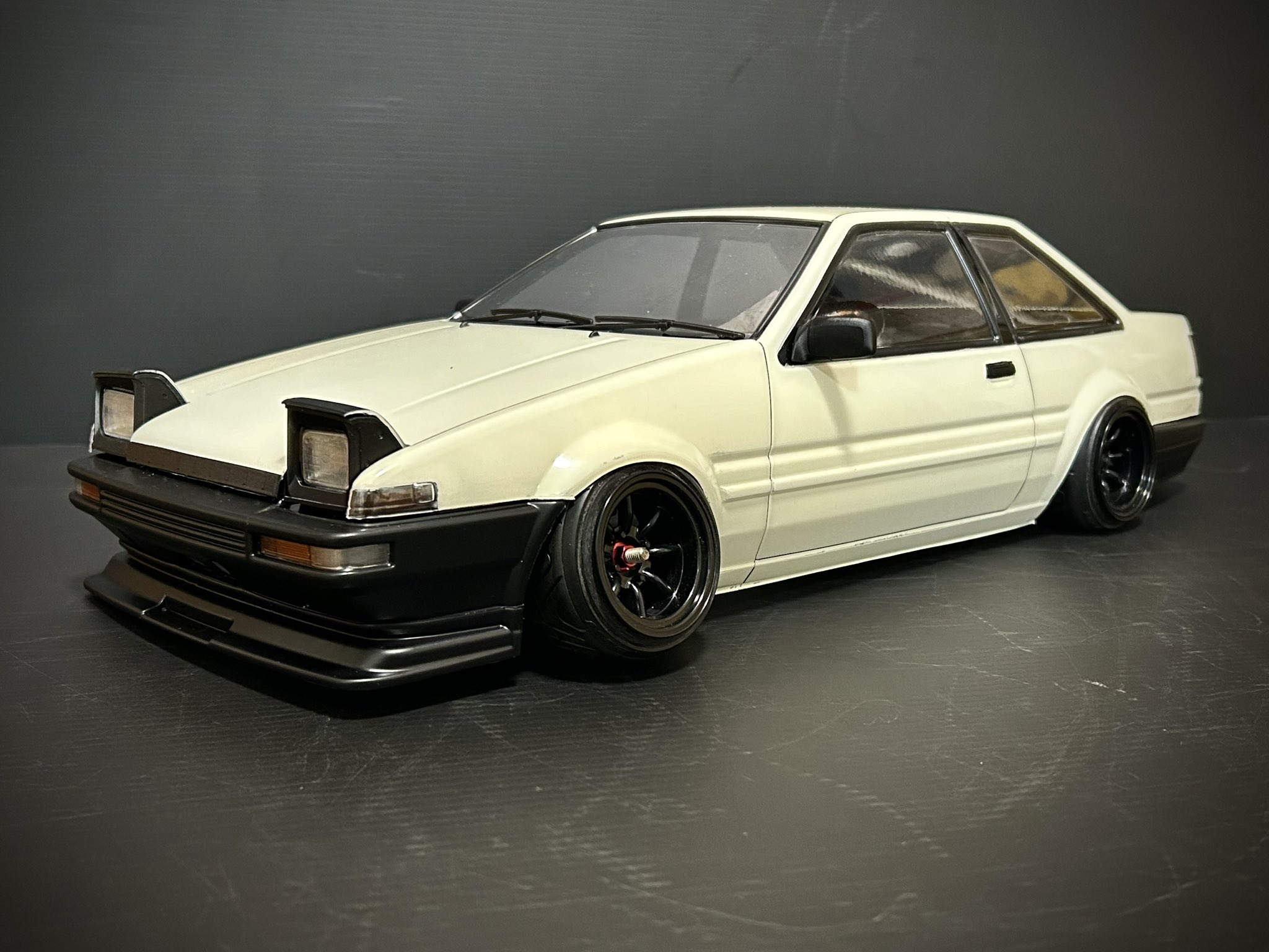 MRC AE86トレノ 3ドア 前期風 塗装済みボディ MRC AE86トレノ 3ドア 前期風 塗装済みボディ