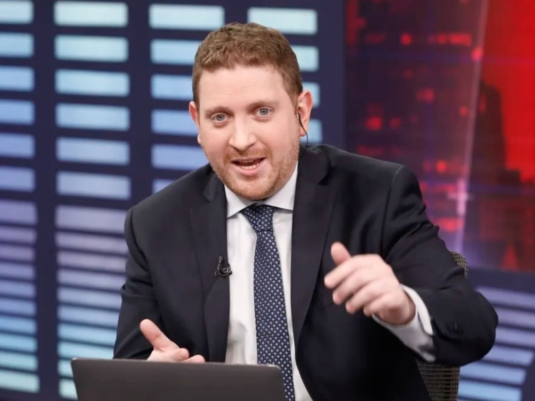 De qué lado están?? 

🔁 Edu Feinmann
❤️ Joni Viale