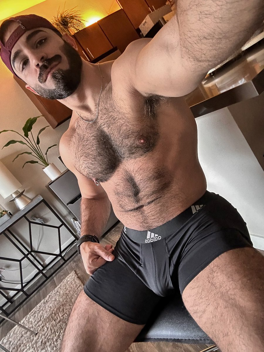 Ricky & Diego Hancock (@ang3lsunleashed) on Twitter photo 