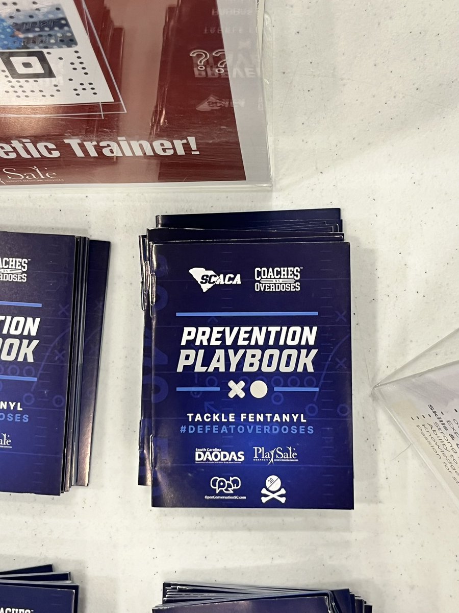 CarolinaCoaches's tweet image. Thanks to our partnership with @PlaySafeUSA, we’re empowering over 5,000 eighth graders from Pickens, Oconee, and Anderson County with life-saving knowledge at the Anderson Civic Center. Together, we’re raising awareness and helping young people stay safe. #OnePillCanKill