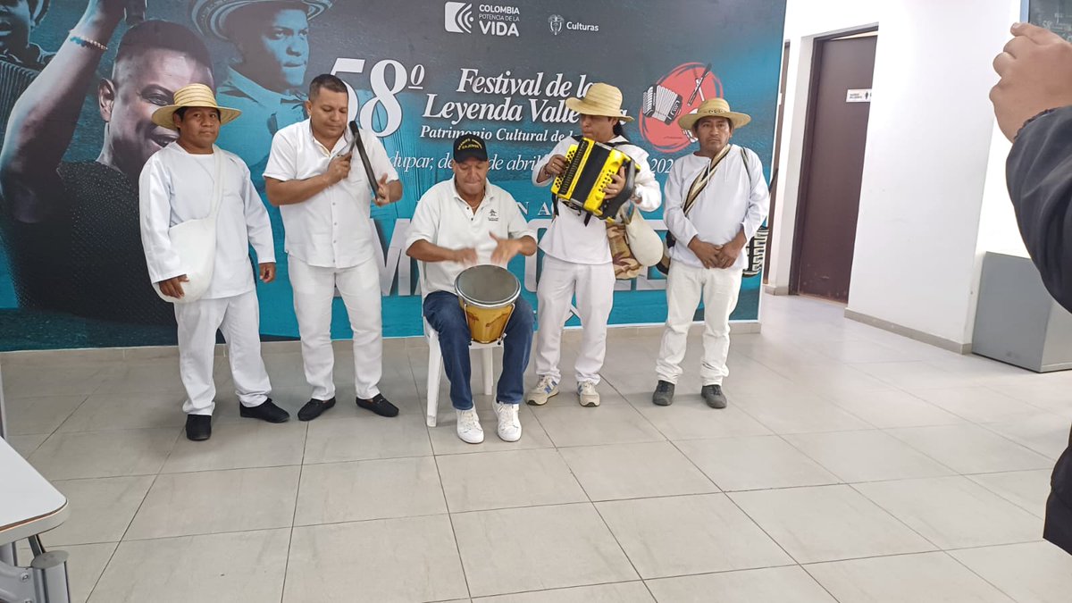 MejiaBarro's tweet photo. Nos fuimos para el Festival vallenato 2025 https://t.co/vVu8Sg5ceK