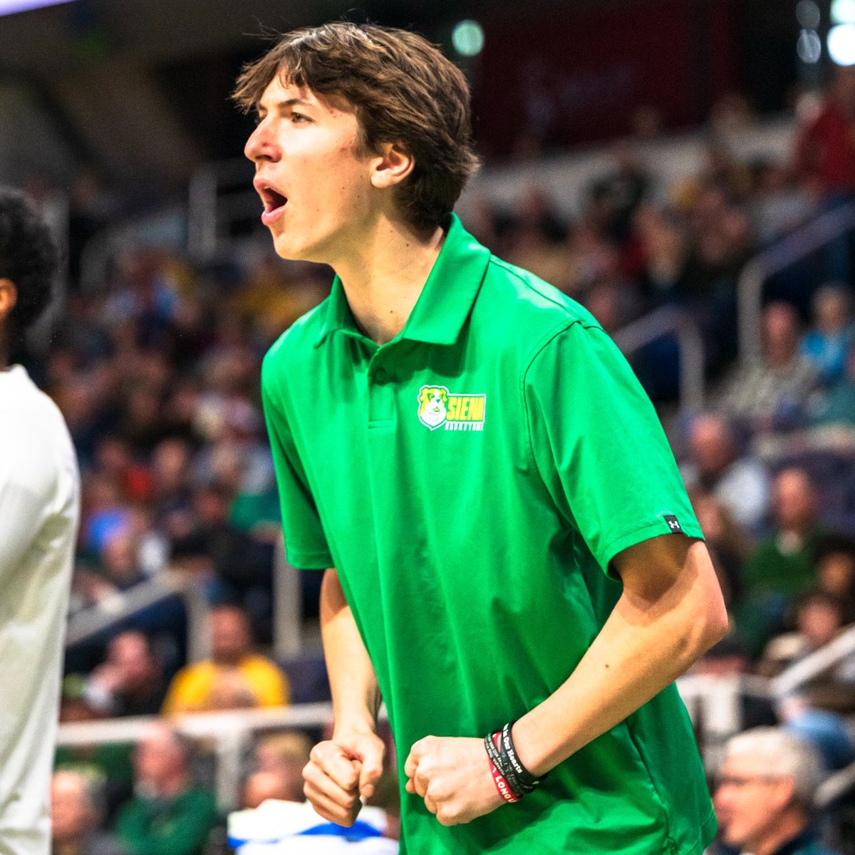 The team behind the team

Happy #ManagerAppreciationWeek to the group that goes above and beyond every day to support our #SienaSaints 🙌

#MarchOn