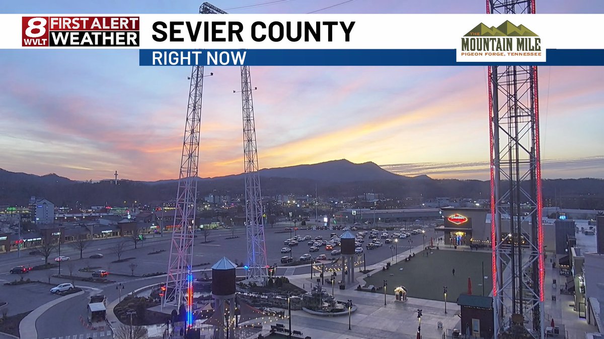 Dentonwx's tweet image. Fantastic sunset this evening in Pigeon Forge ahead of our snow chance. #tnwx #smokies