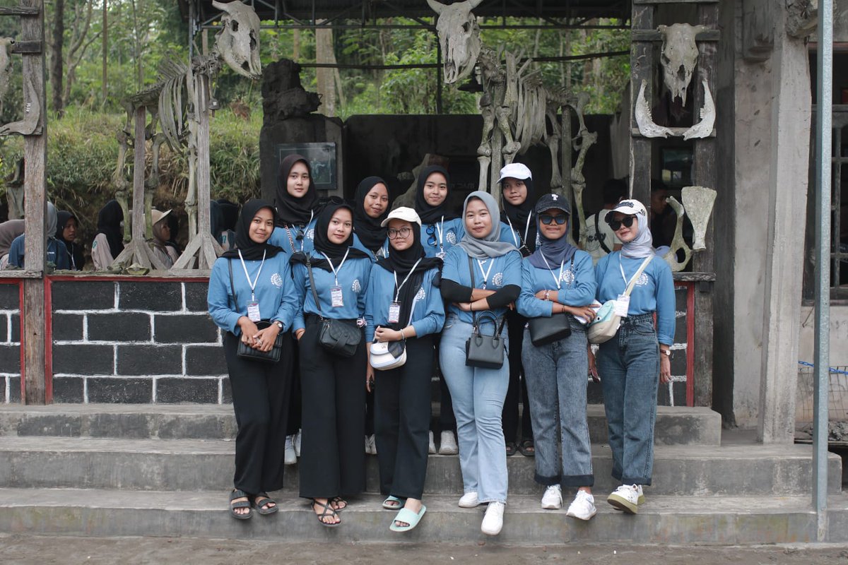 _iniapril's tweet photo. sisa hartaku https://t.co/EUJBYzuTs7