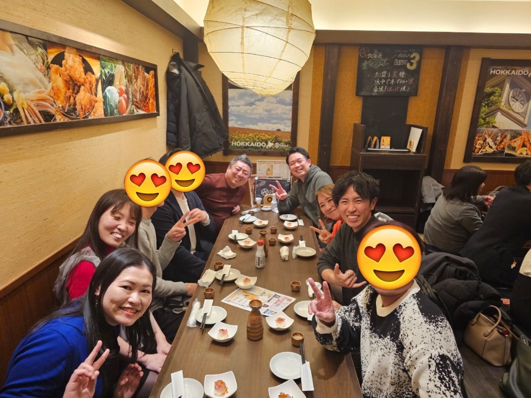 1年以上振りの同窓会！
おさるさん（<a href="/osaruproducer/">マーケターおさる┃グループ総年商30億┃YouTube登録者50万人</a>）スクールの関西メンバーで久々に集合！
暫く会わない間にみんな大成長。

志と明確に稼ぐ目的を持ってるって本当に素晴らしい。

そんな仲間と過ごす時間はかけがえのない宝物やね。